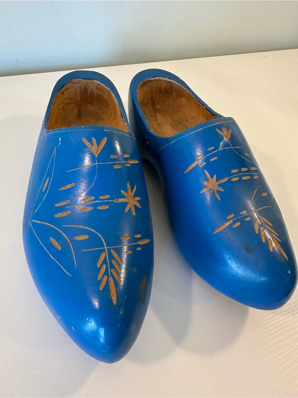 Vintage Dutch Holland Blue Wooden Shoes Clogs Handmade Floral Design 11”